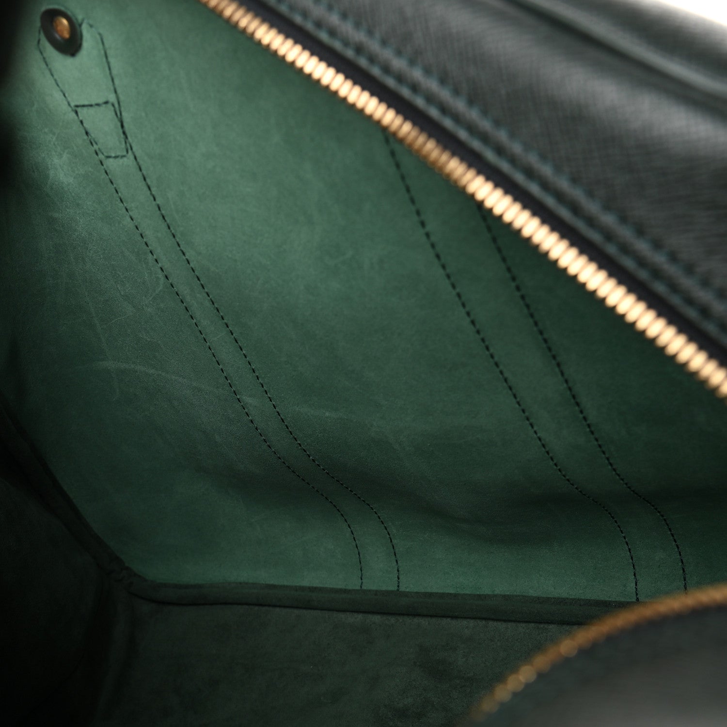 Louis Vuitton Taiga Kendall PM Epicea 18 of 18