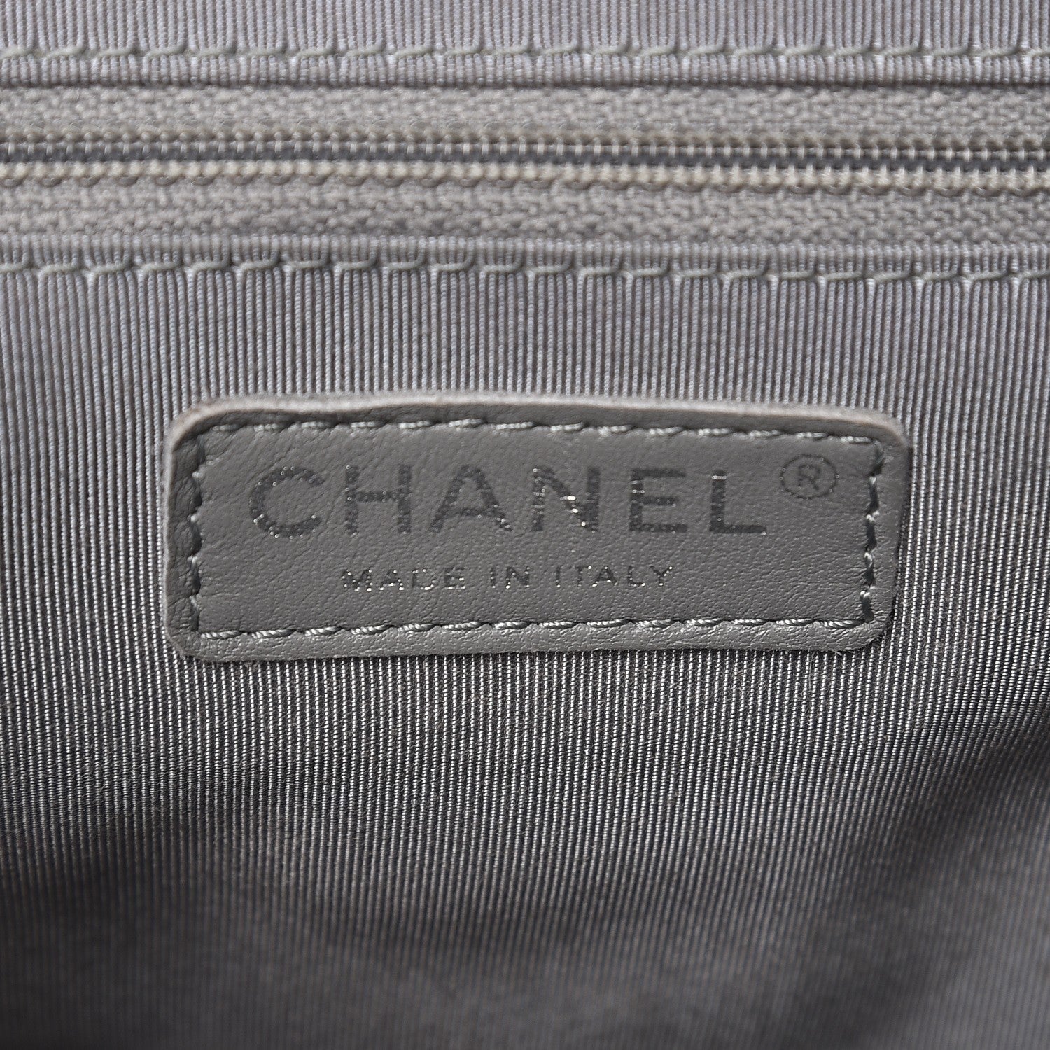 Chanel Washed Lambskin Quilted Medium Chain Around Messenger Black 6 of 7