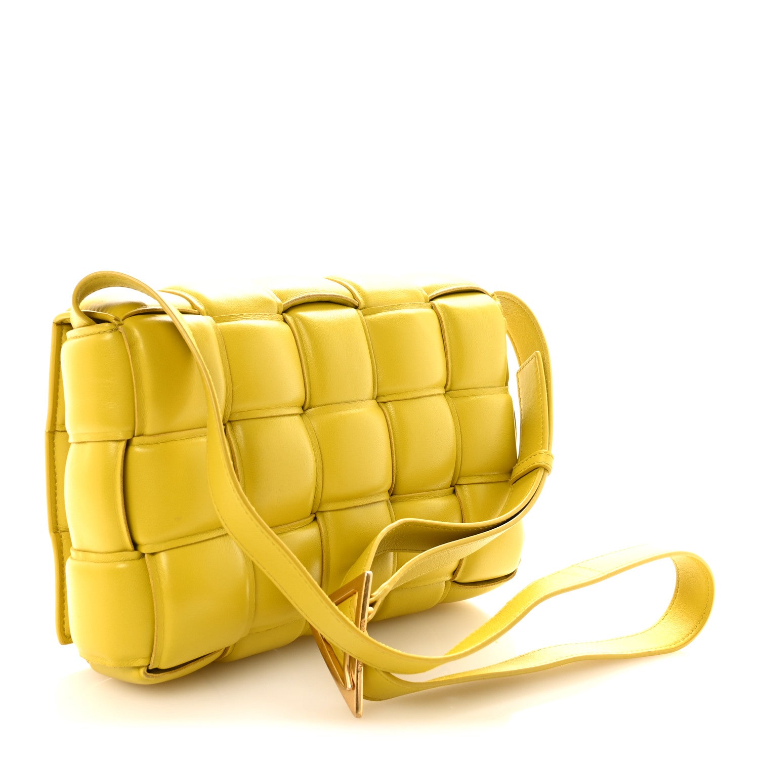 BOTTEGAイエロー 編み込みデザイン バッグ フリンジ付き Bottega Veneta Nappa Maxi Intreccio Padded Cassette Crossbody Bag