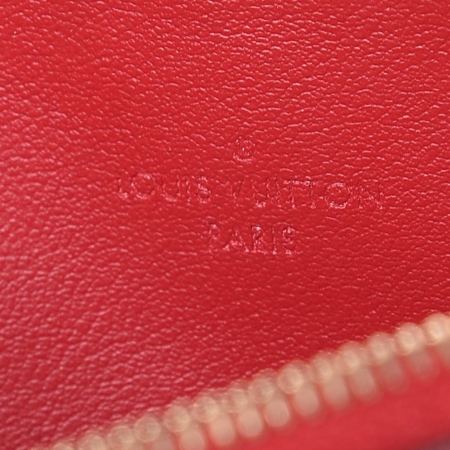 Vernis Felicie Chain Wallet Zippered Insert Cherry