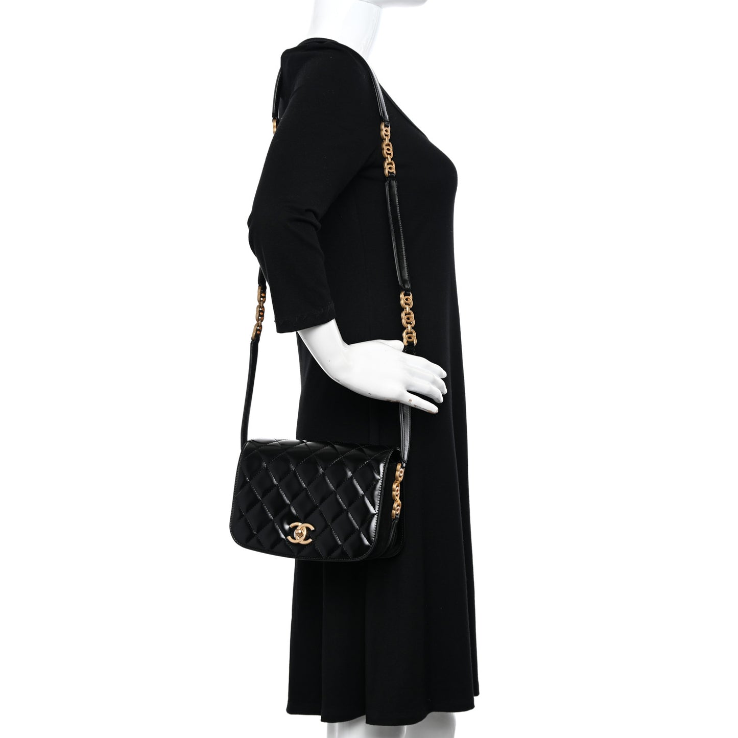 Shiny Calfskin Quilted Suede Goatskin Messenger Black