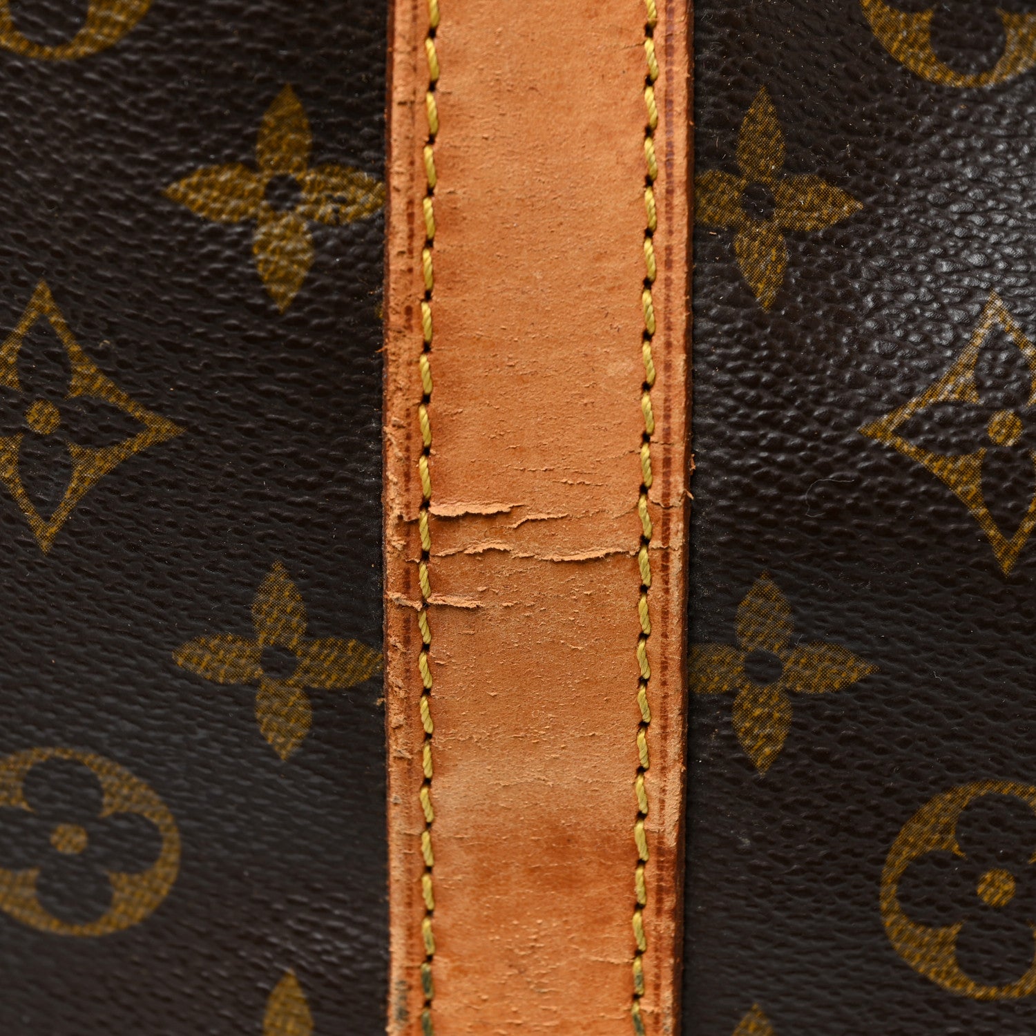 Louis Vuitton Monogram Keepall Bandouliere 55 18 of 31