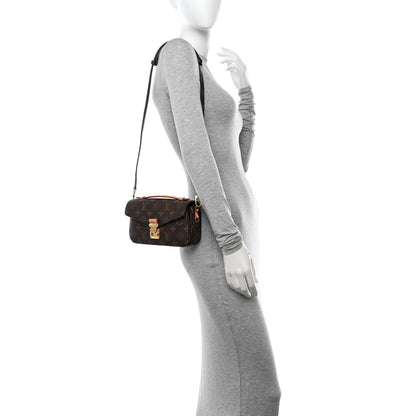 Louis Vuitton Monogram Pochette Metis East West 2 of 11