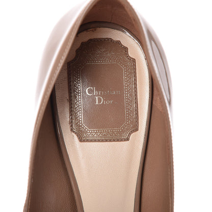 Christian Dior Patent Pointed Toe Pumps 39.5 Beige 9 of 9