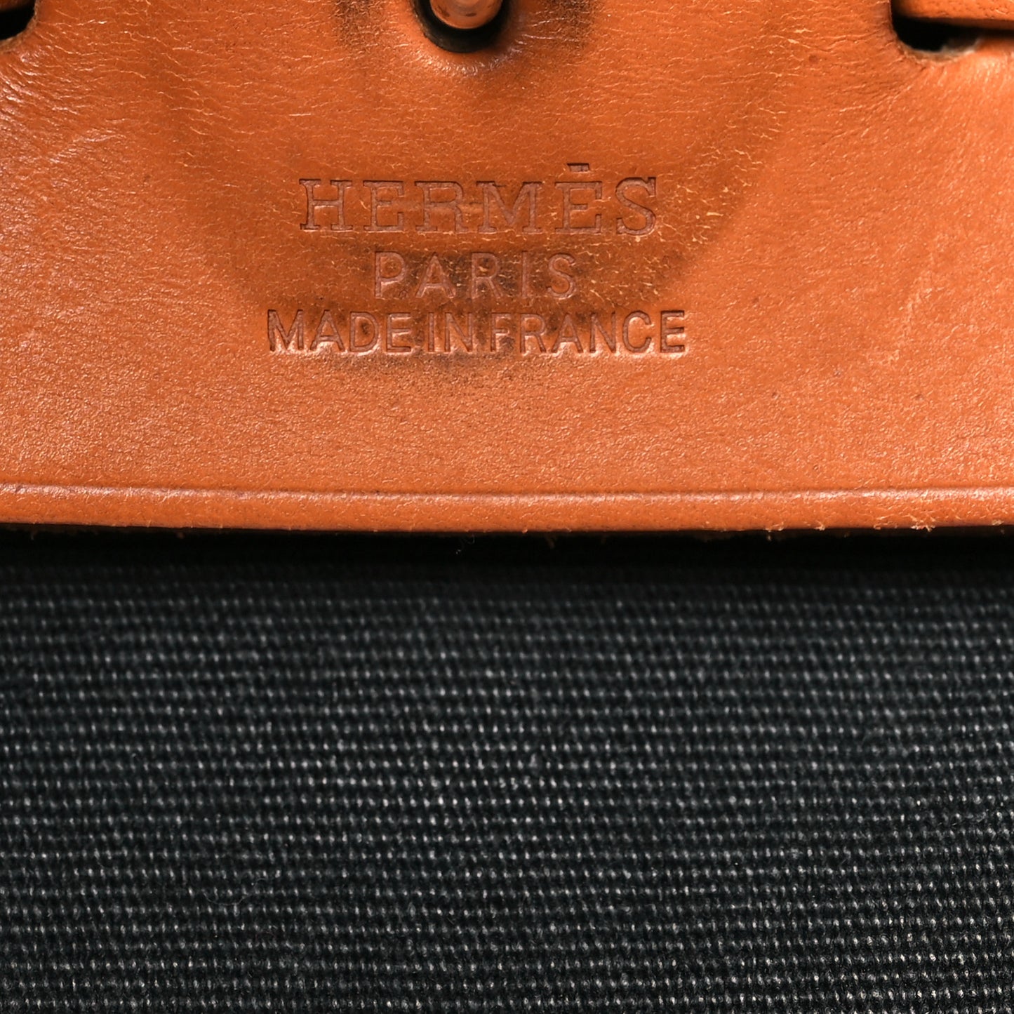 Toile Vache Calfskin Herbag 30 PM Black Natural