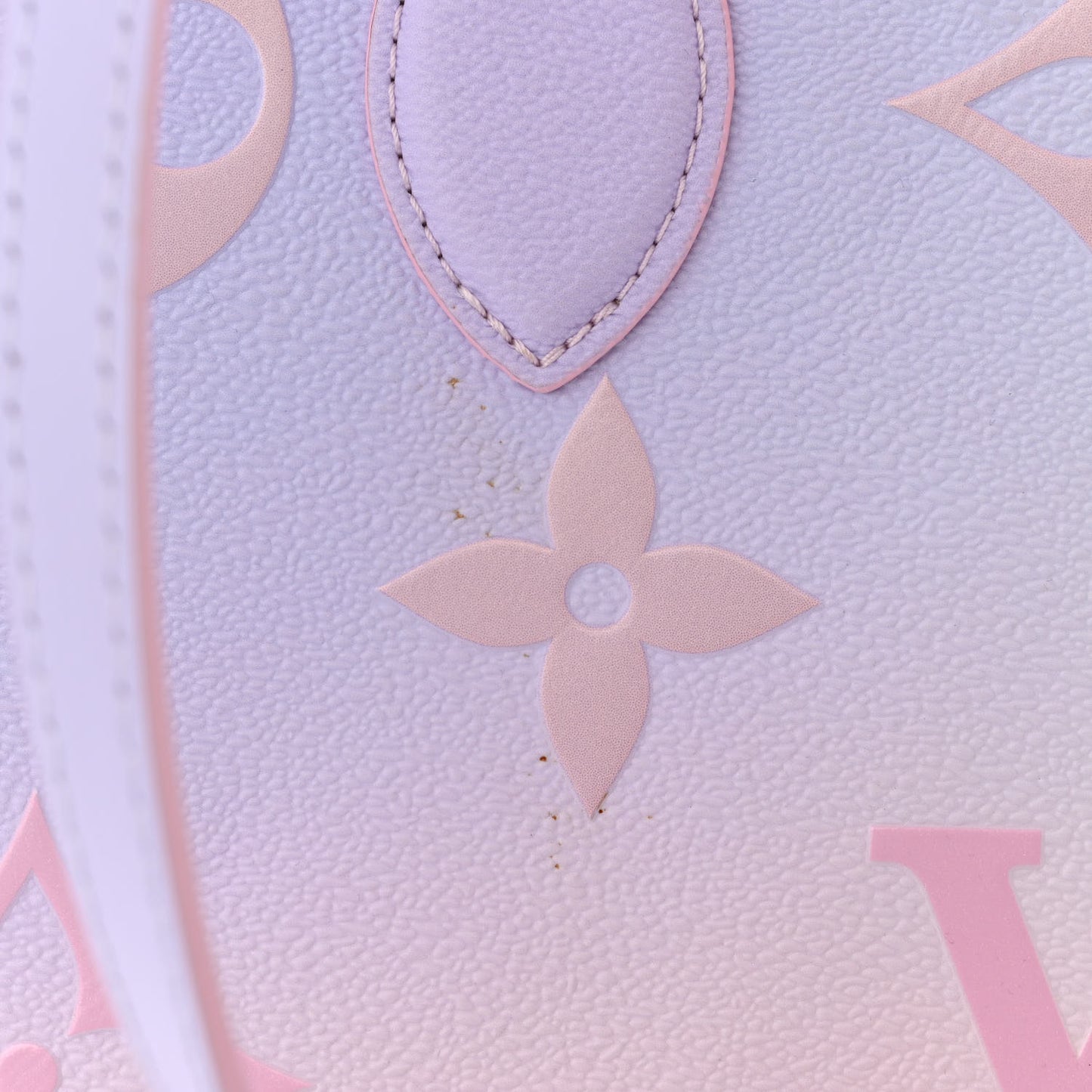 Monogram Giant Spring In The City Onthego GM Sunrise Pastel