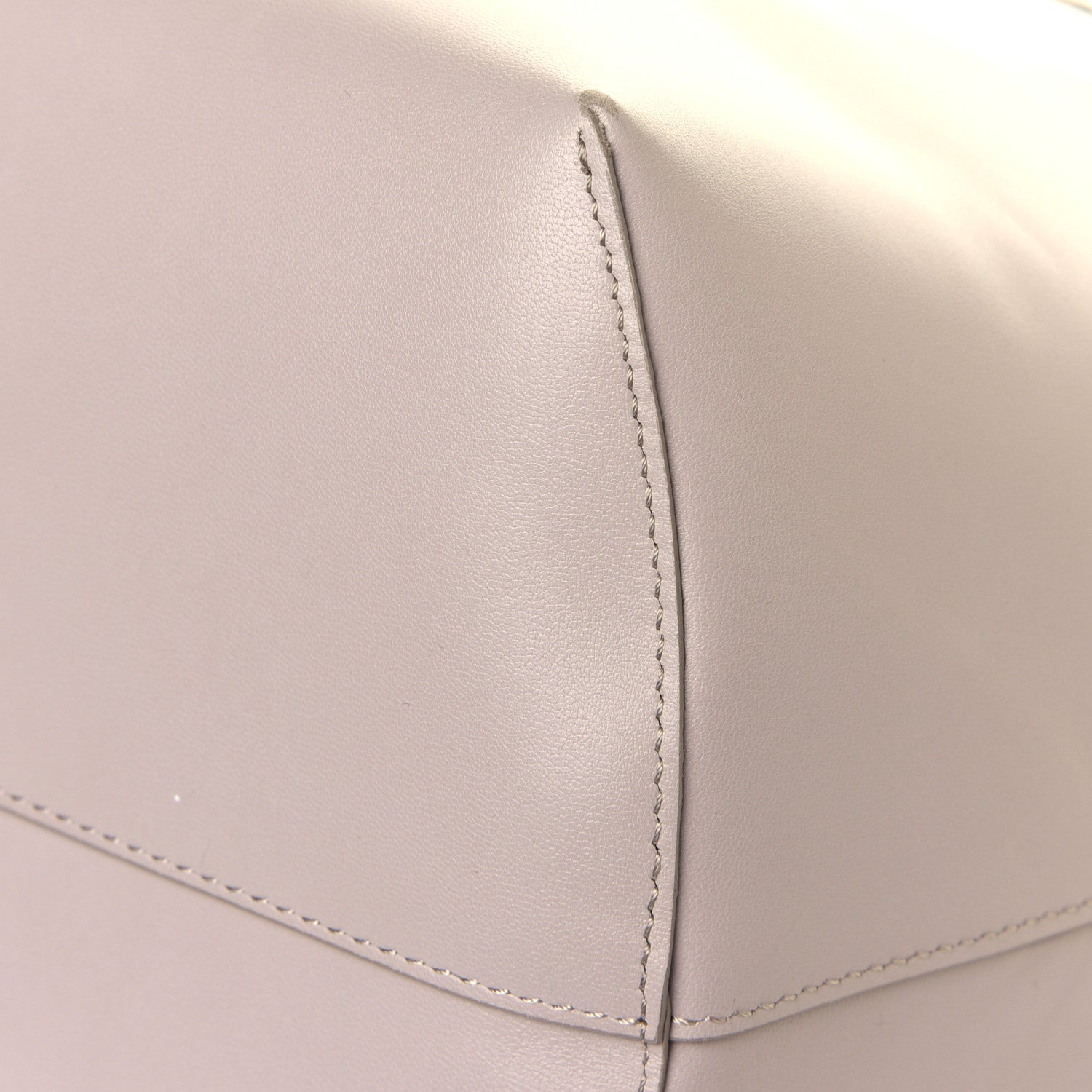 Fendi Vitello Ginevra Elaphe Monster Eyes Shopping Tote Grigio Polvere Naturale 9 of 16