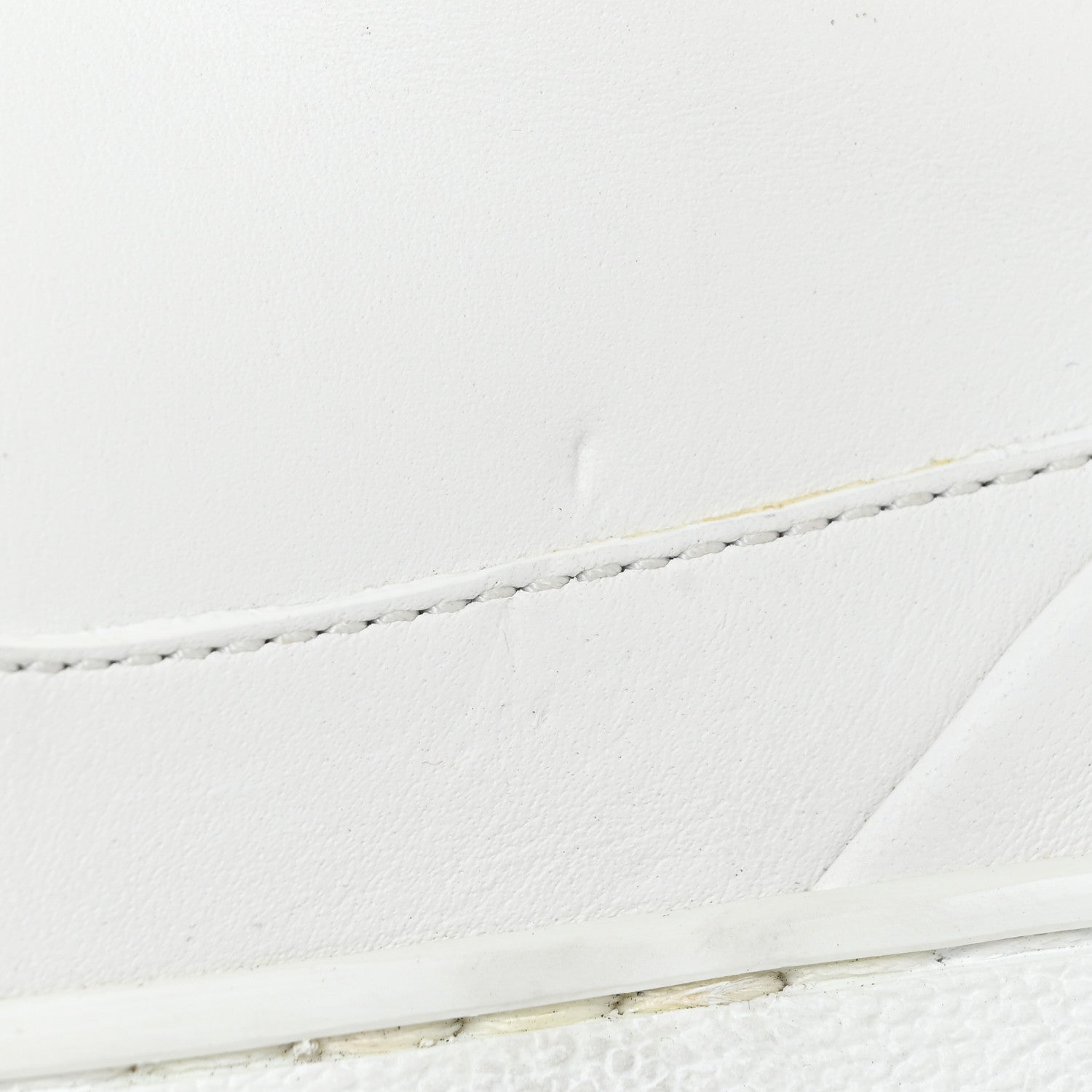 Louis Vuitton Calfskin Front Row Sneaker 38 White 20 of 20