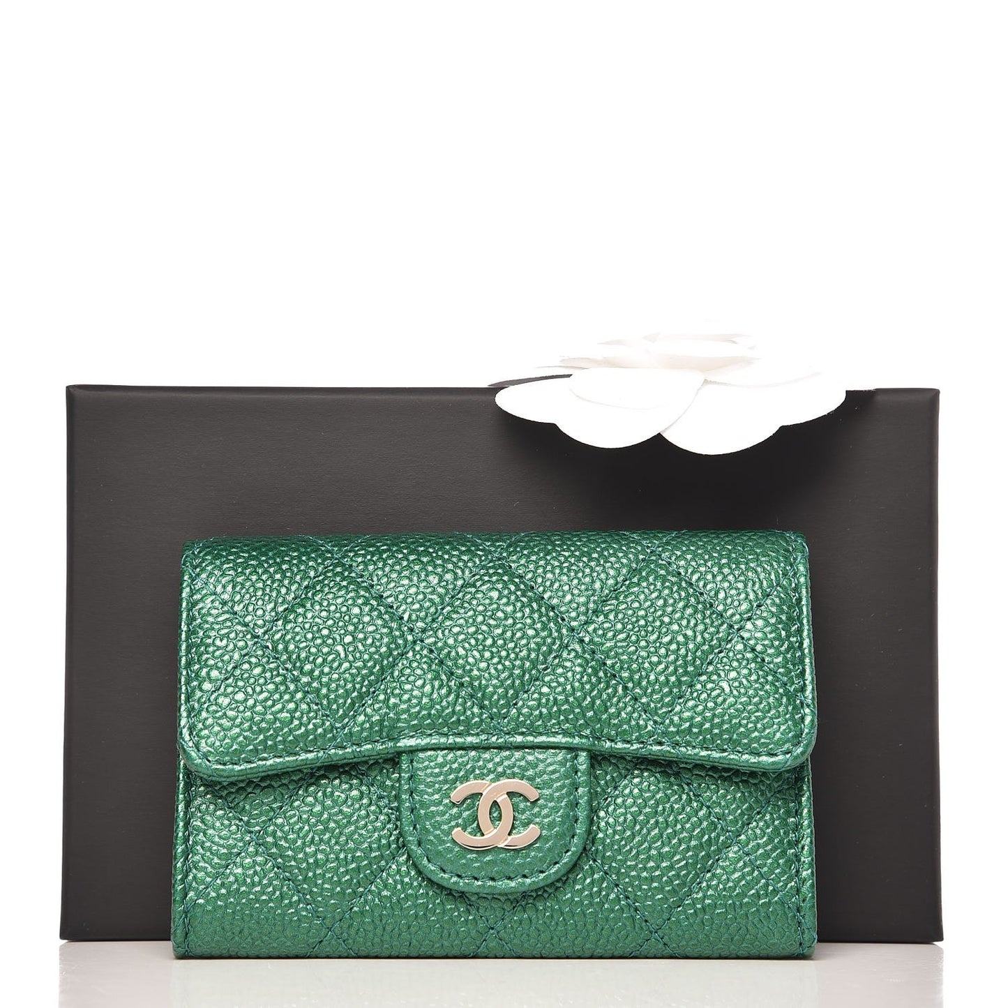 Metallic Caviar Quilted Card Holder Wallet Green
