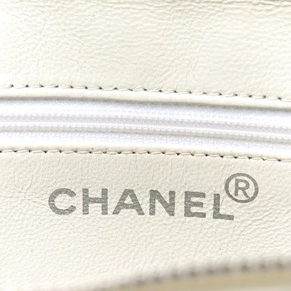 Chanel Caviar CC Shoulder Bag White 6 of 10