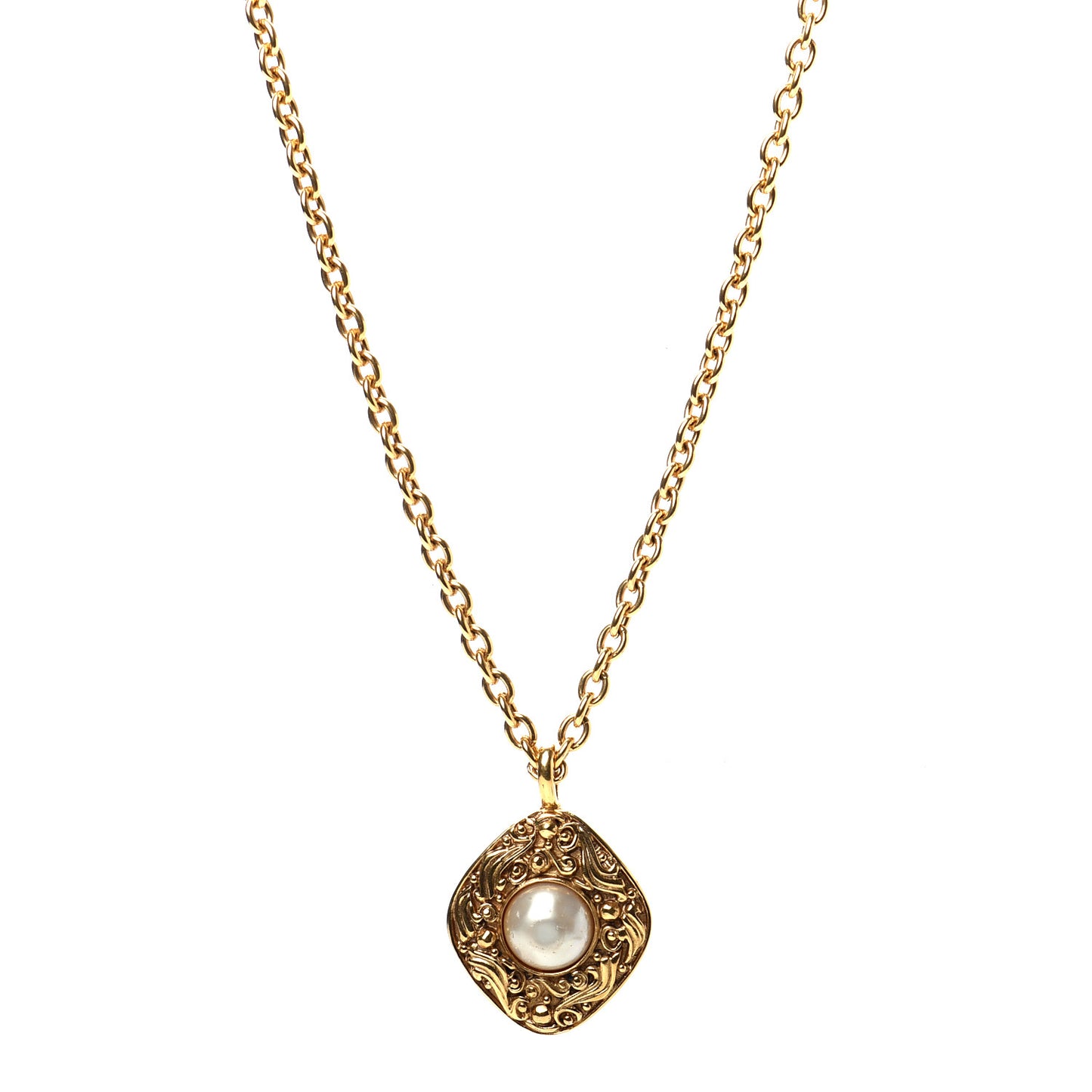 Pearl Pendant Necklace Gold