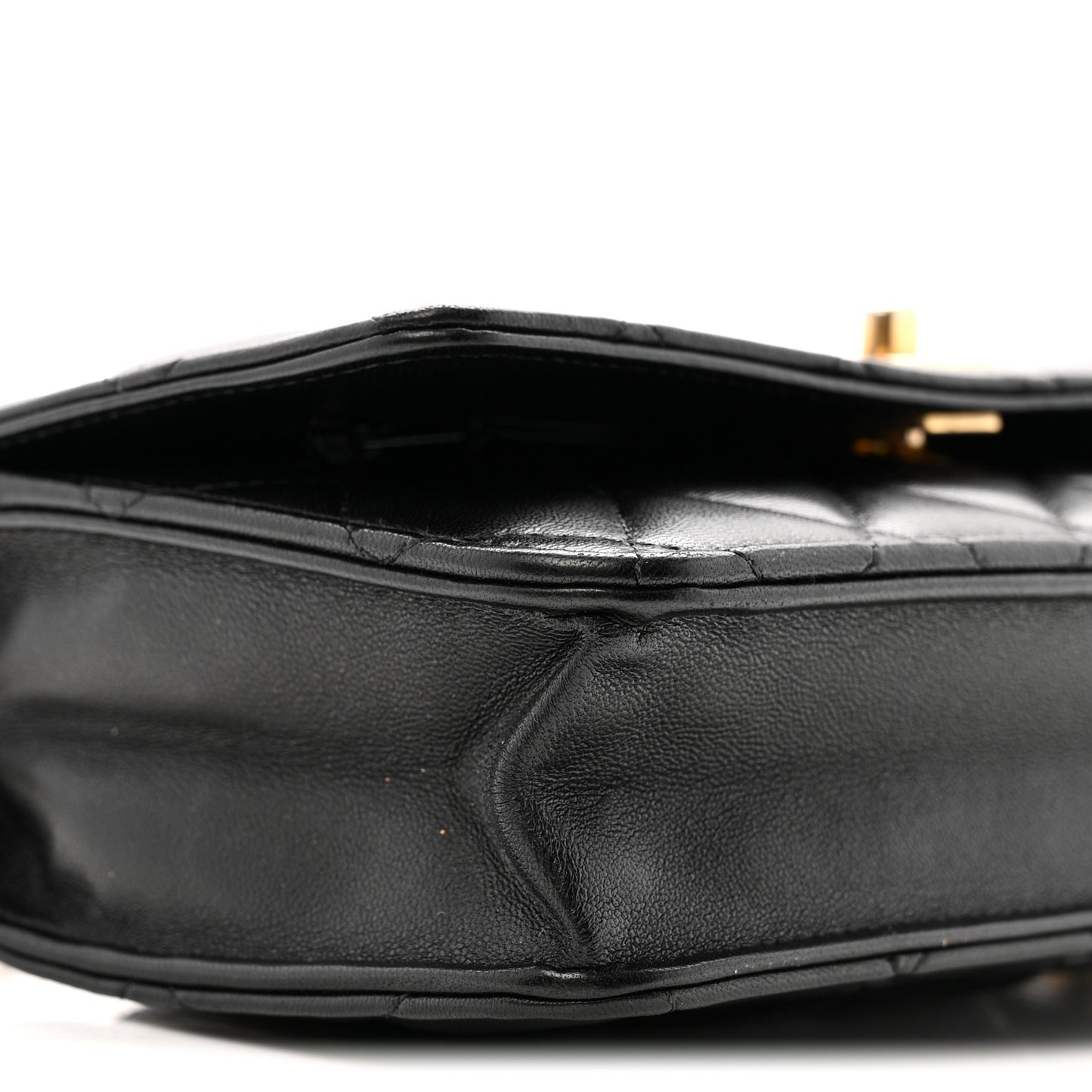 Lambskin Quilted CC Pearl Crush Wallet on Chain WOC Black
