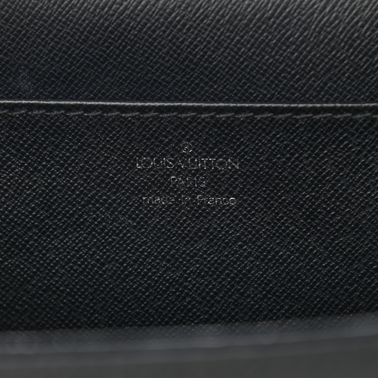 Louis Vuitton Taiga Robusto 2 Compartment Briefcase Black 5 of 18