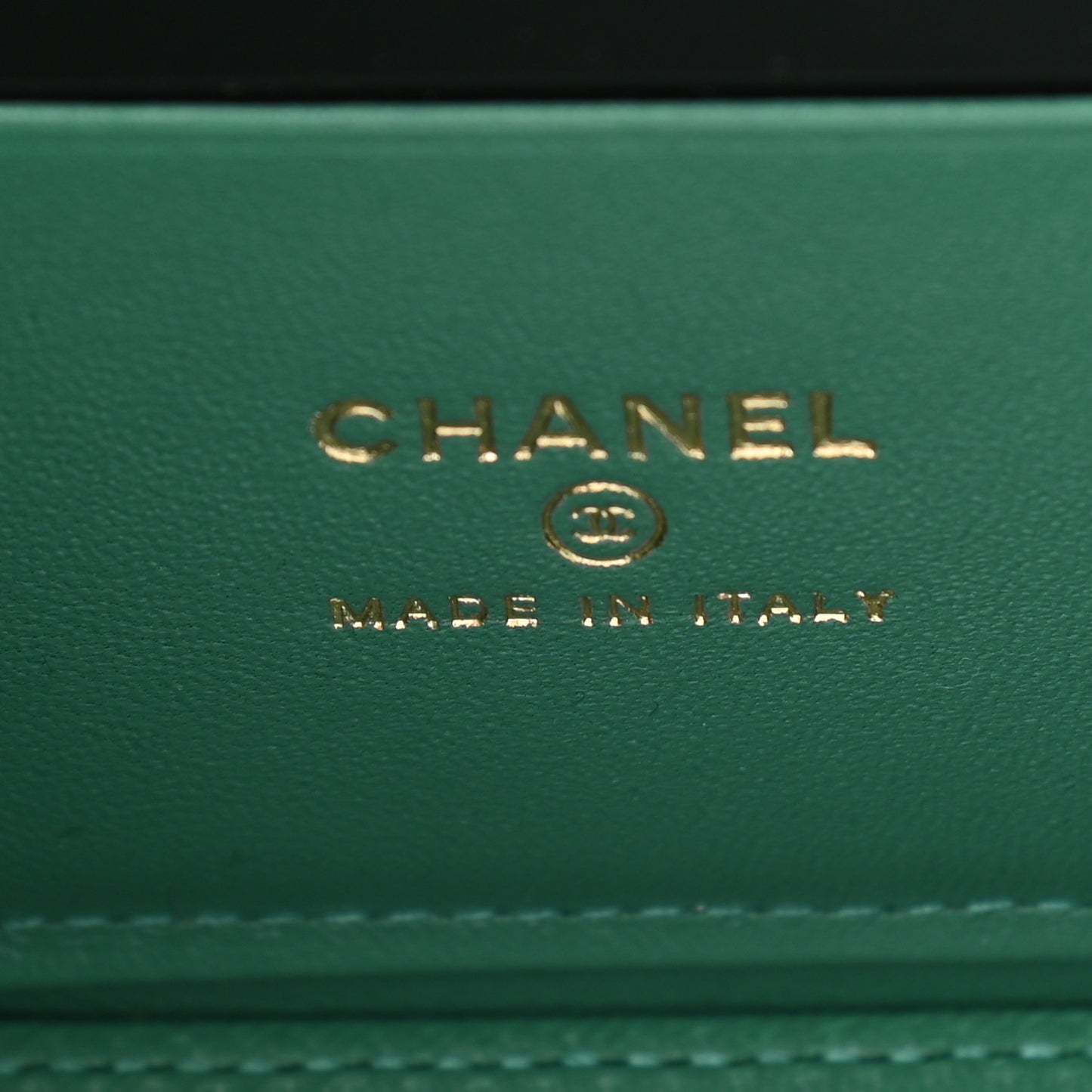 Lambskin Quilted Small Top Handle Vanity Case With Chain Green
