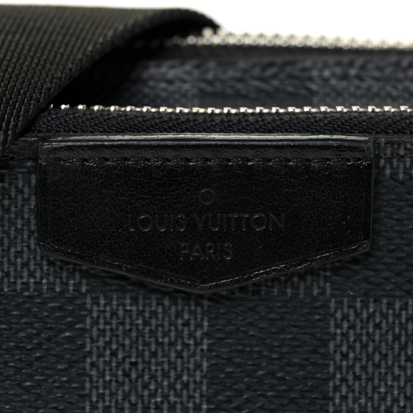 Damier Graphite Alpha Wearable Wallet