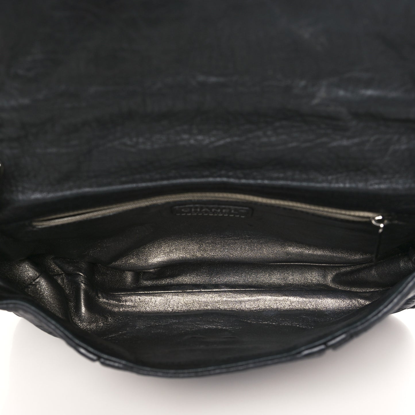 Distressed Lambskin Lady Braid Flap Black