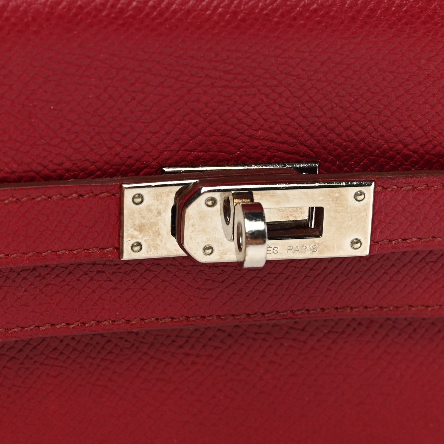 Epsom Kelly Longue Wallet Rubis