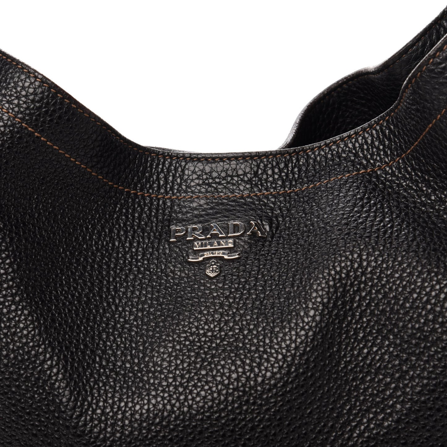 Vitello Daino Hobo Black