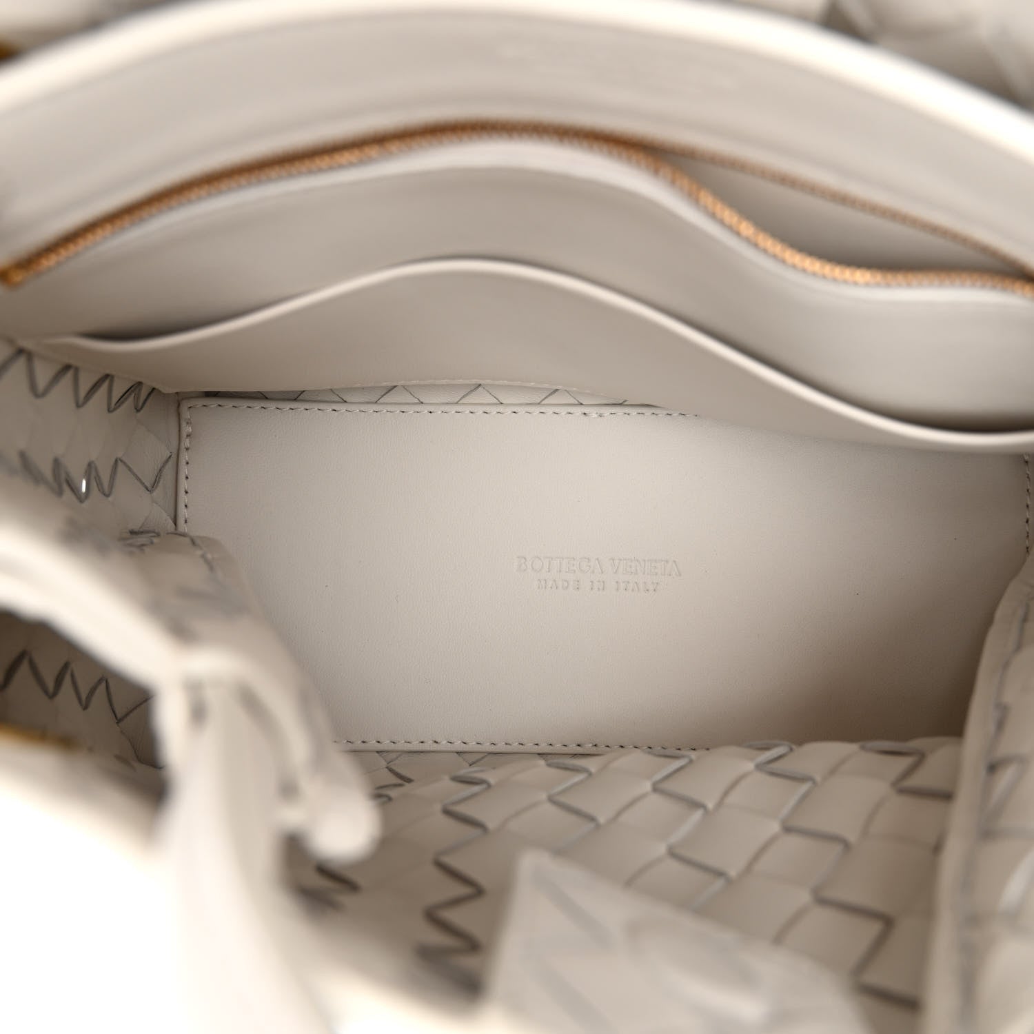 Bottega Veneta Nappa Intrecciato Small Andiamo Shoulder Bag White 6 of 10