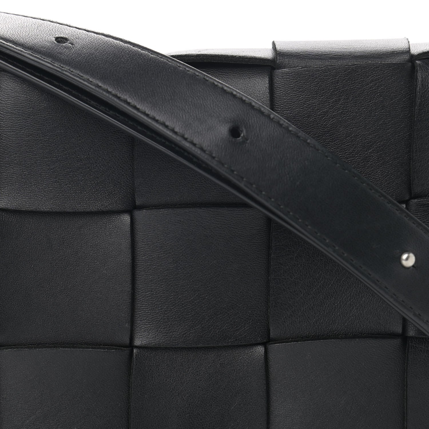 Bottega Veneta Nappa Maxi Intreccio Cassette Bag Black 8 of 14