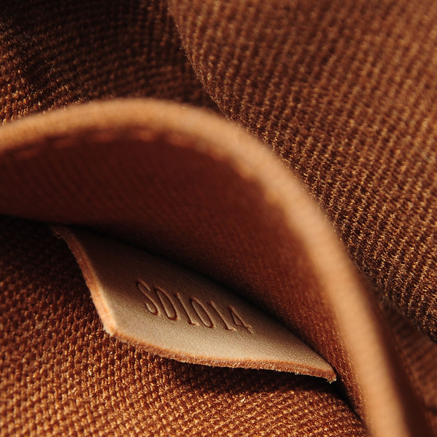 Louis Vuitton Monogram Pochette Marelle MM 7 of 7