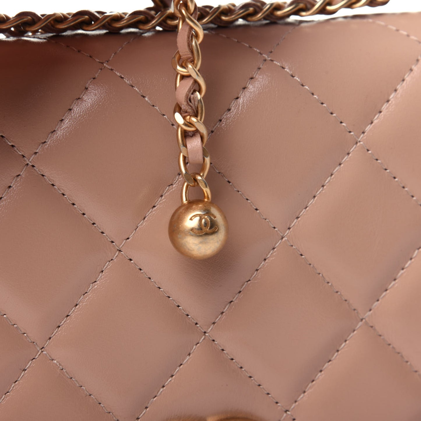 Calfskin Quilted Perfect Fit Wallet On Chain WOC Beige