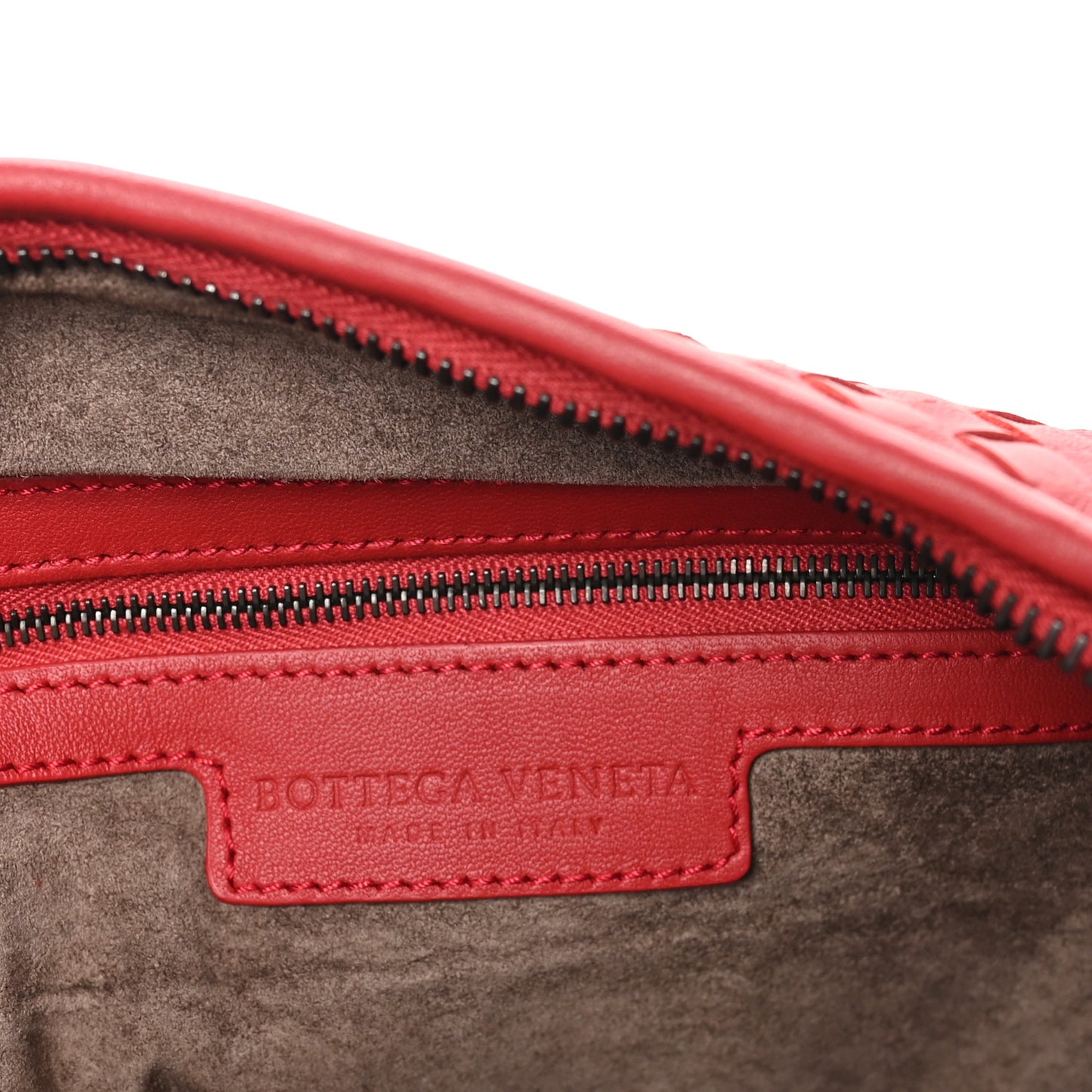 Nappa Intrecciato Large Veneta Hobo Fraise