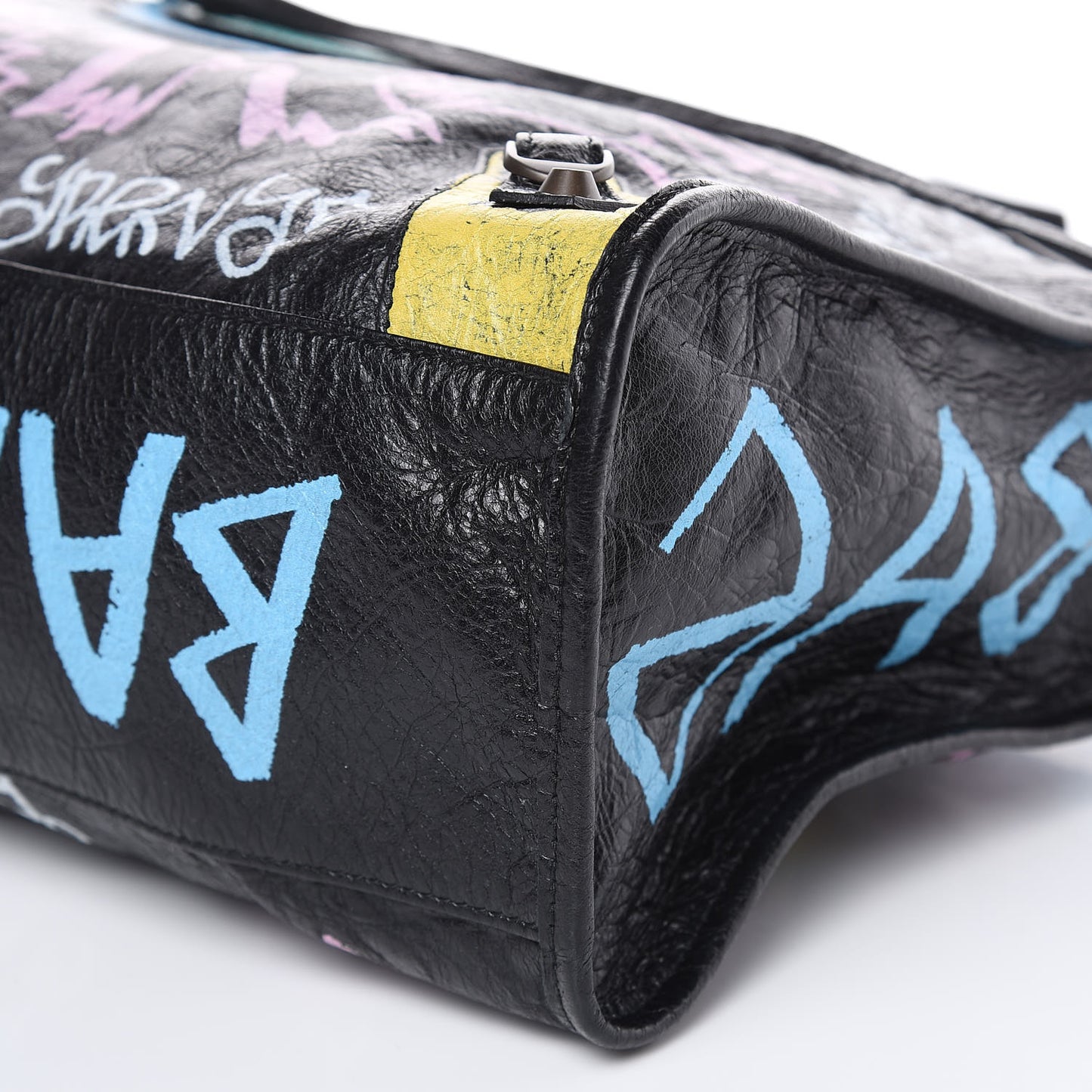 Agneau Graffiti All Over Classic Hardware City Black Multicolor