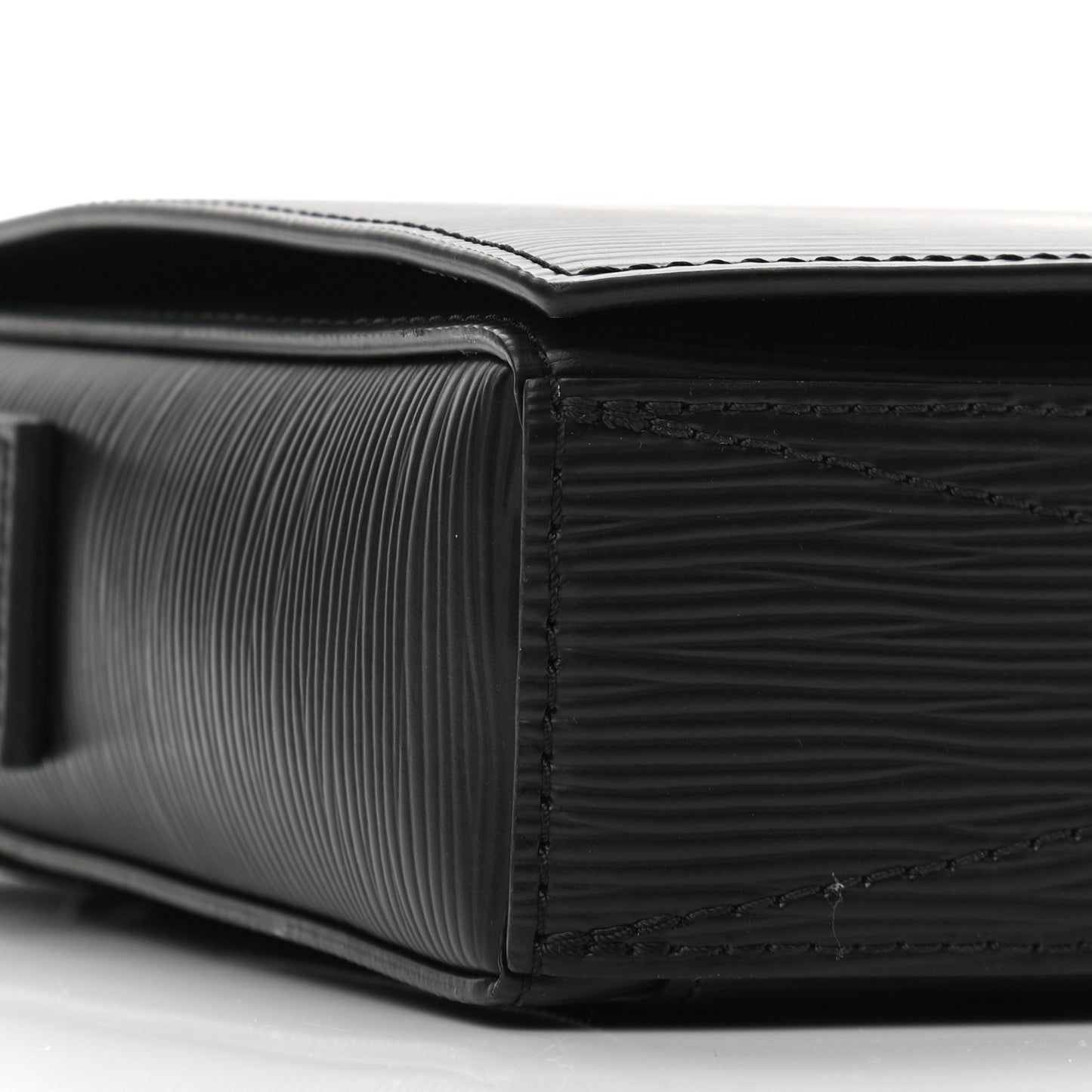 Epi Box Messenger Black