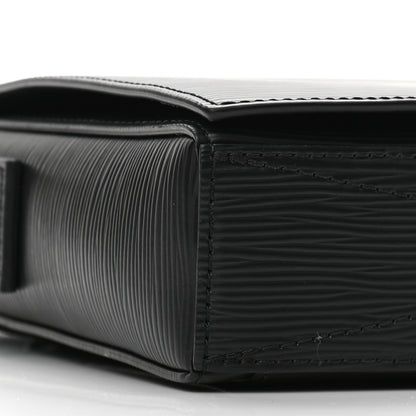 Louis Vuitton Epi Box Messenger Black 7 of 9
