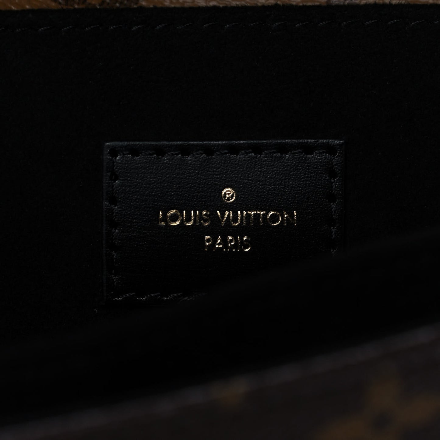 Reverse Monogram Pochette Metis