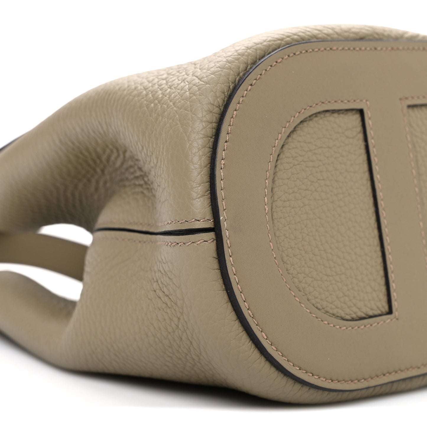 Taurillon Clemence Swift In-The-Loop 18 Bag Beige Marfa