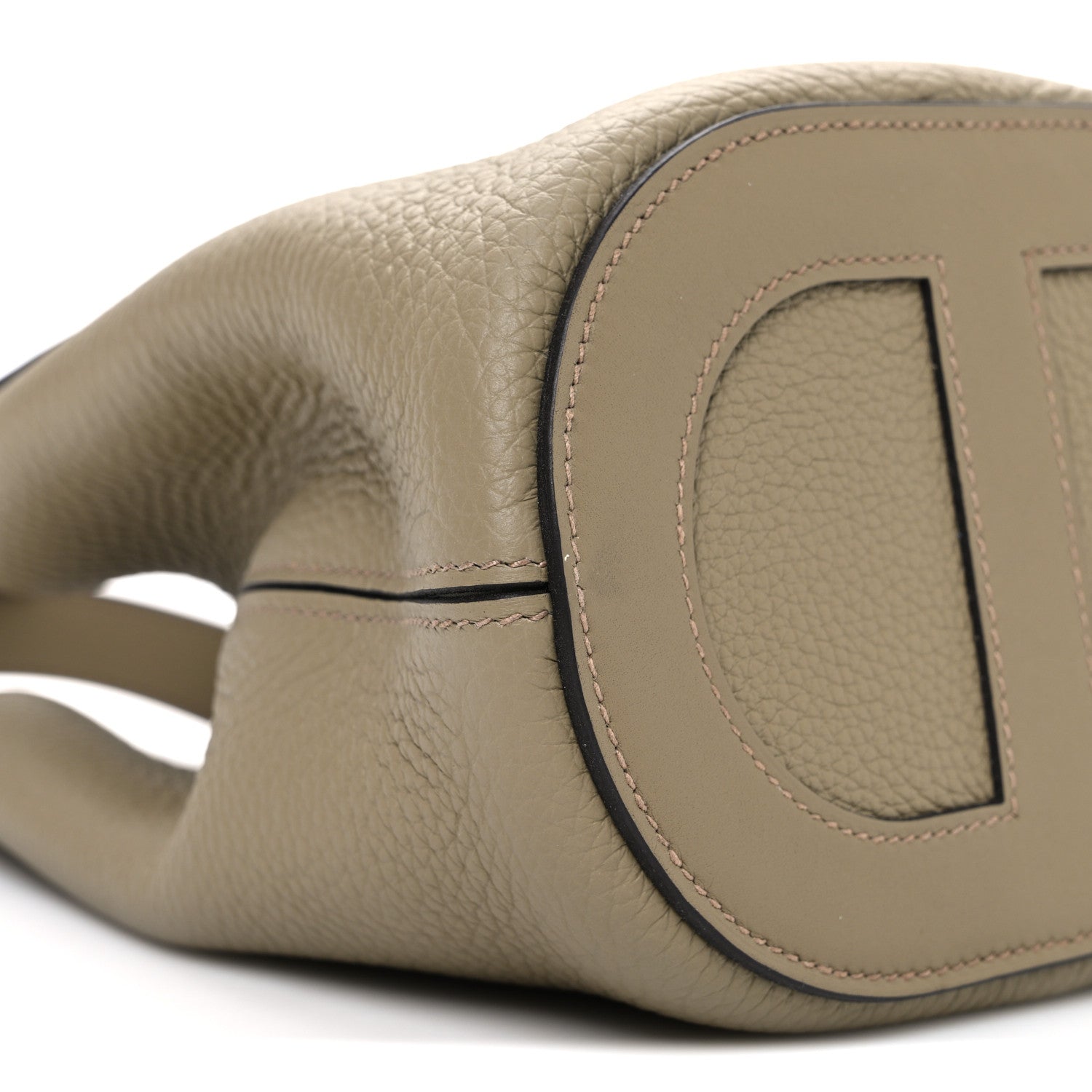 Hermes Taurillon Clemence Swift In-The-Loop 18 Bag Beige Marfa 9 of 11
