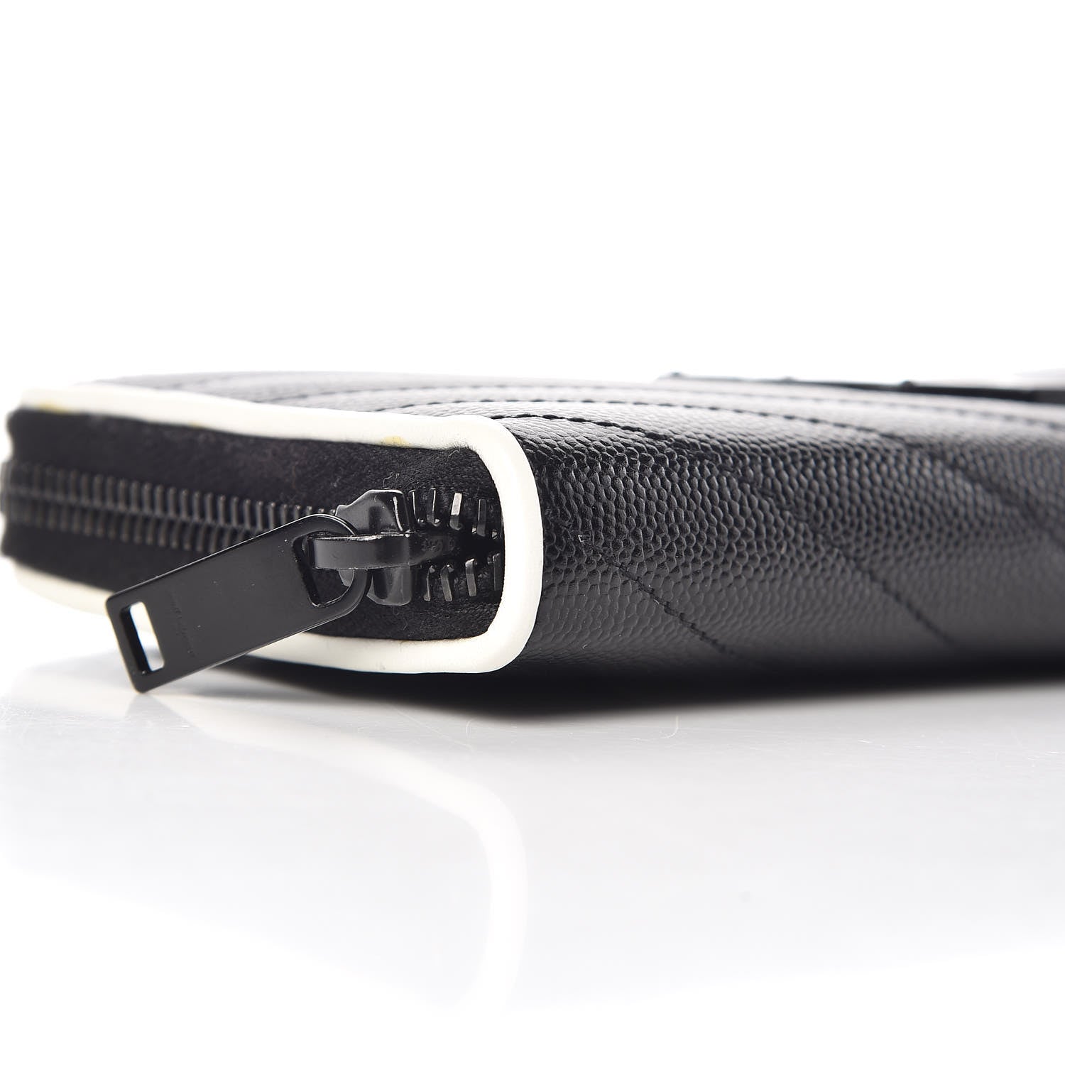 Saint Laurent Grain De Poudre Matelasse Chevron Monogram Zip Around Wallet Black Dove White 8 of 10