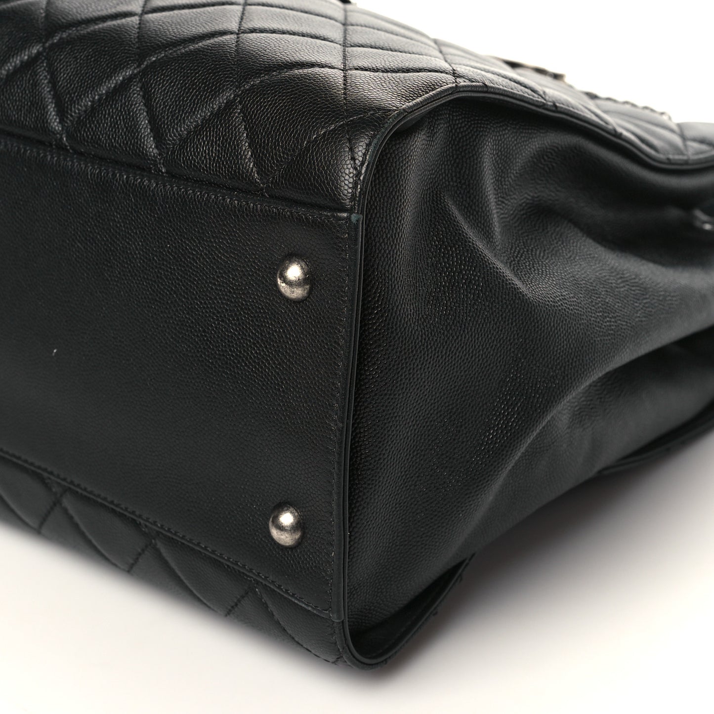 Caviar Quilted Large CC Bucket Bag Black