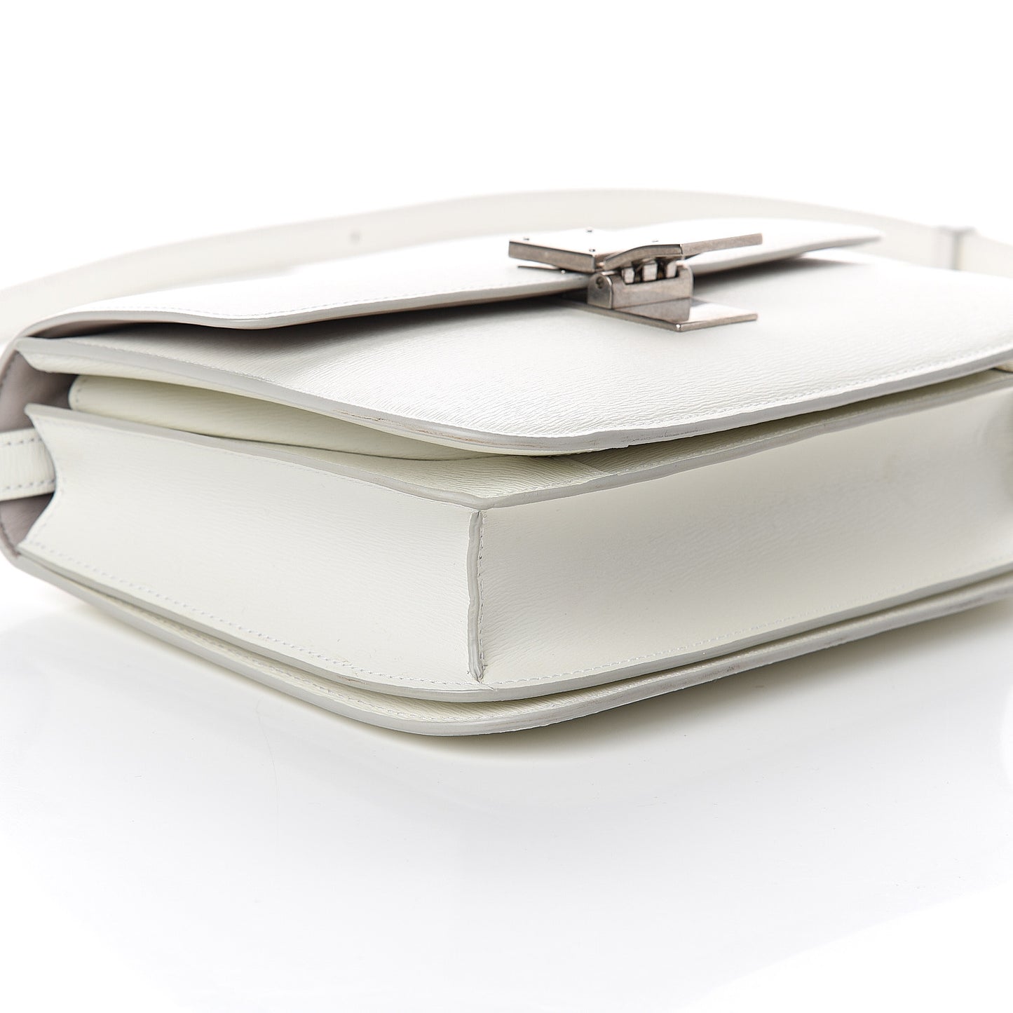 Liege Calfskin Medium Classic Box Flap Bag White
