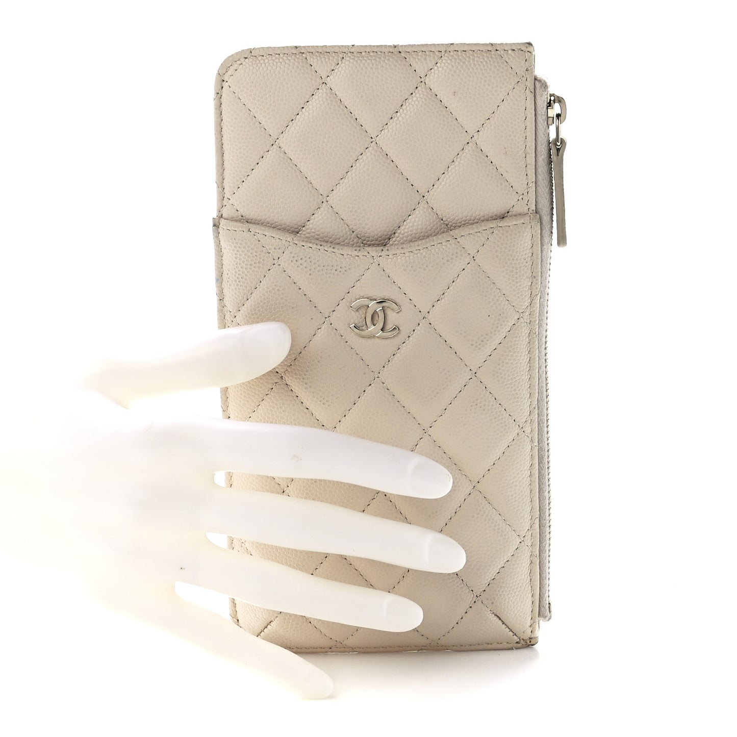 Caviar Quilted Classic iPhone Pouch Light Beige