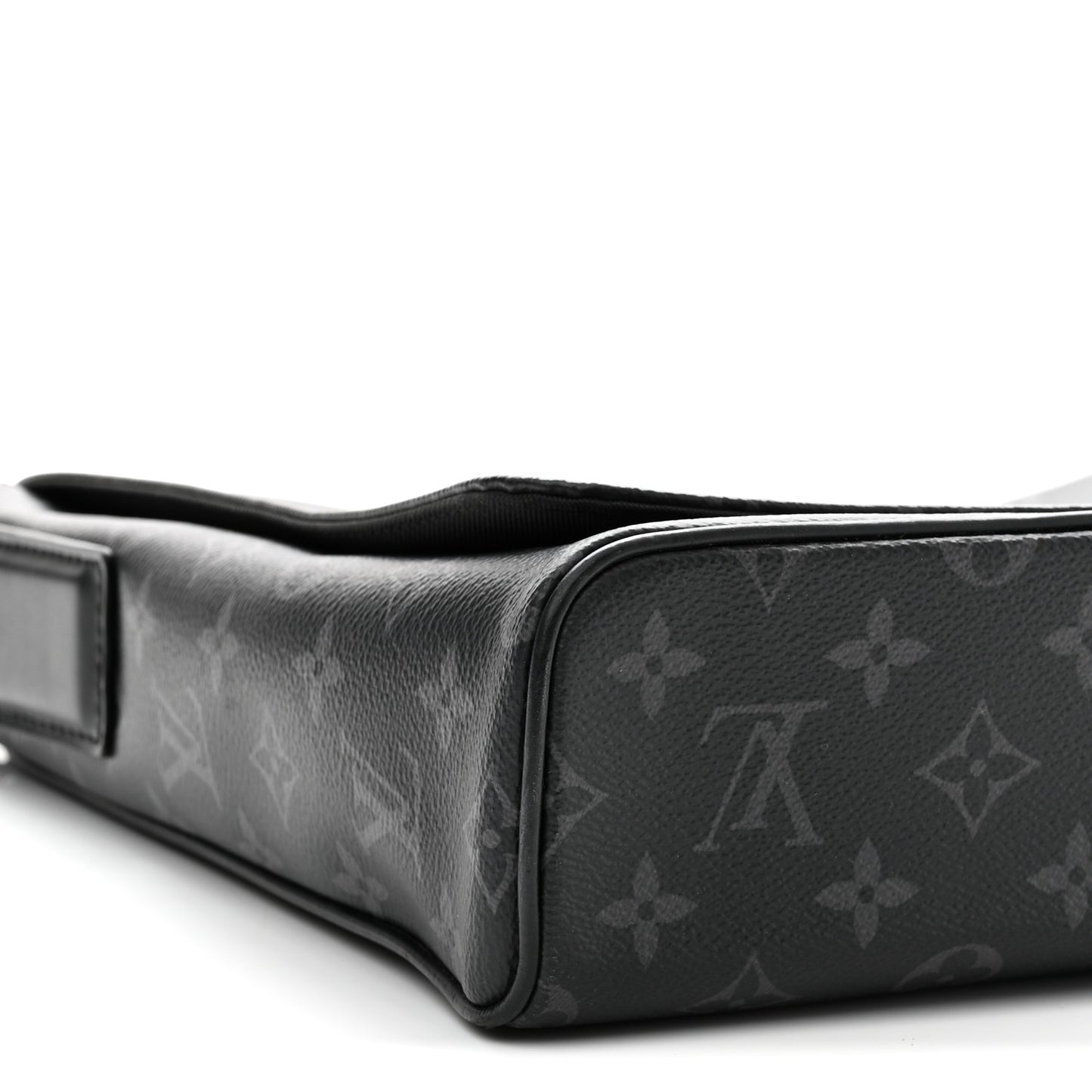 Monogram Eclipse District MM