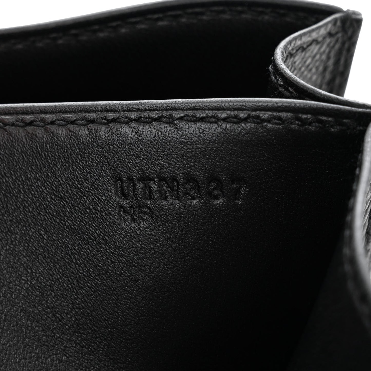 Epsom Constance 18 Black