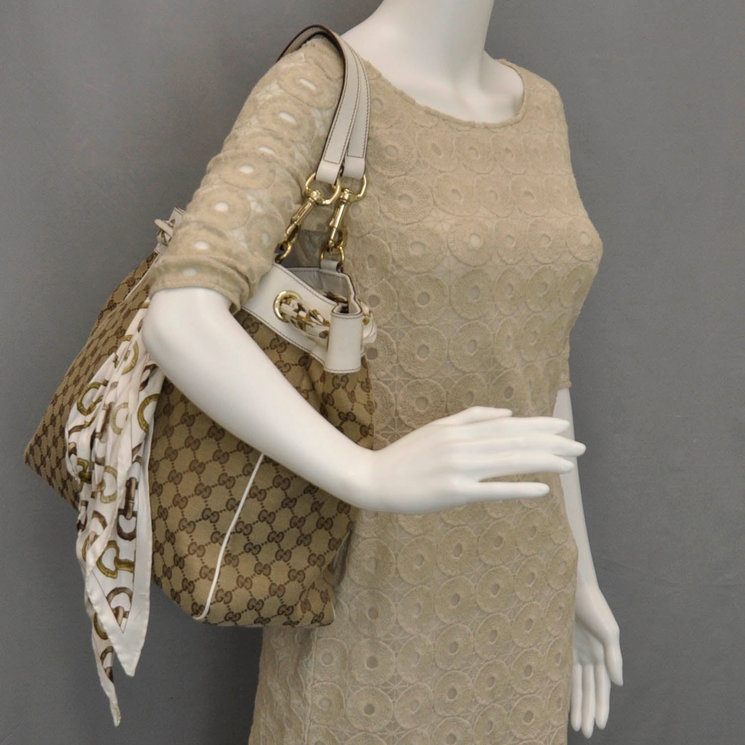 Gucci Monogram Positano Tote Ivory 2 of 10