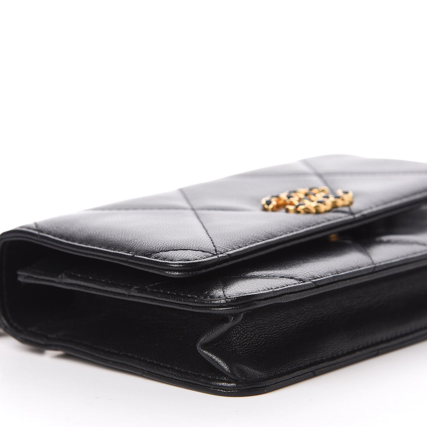 Goatskin Quilted 19 Wallet On Chain WOC Black