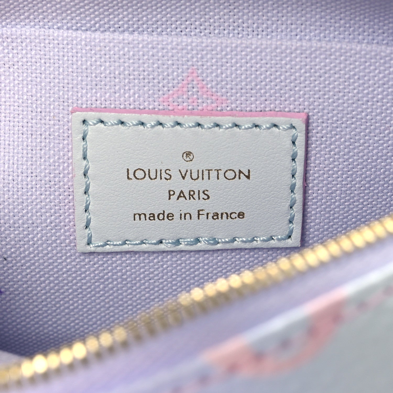 Louis Vuitton Monogram Giant Spring In The City Wapity Case Sunrise Pastel 6 of 9