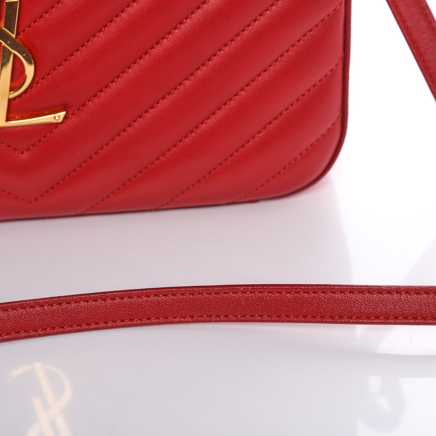 Saint Laurent Lambskin Matelasse Chevron Classic Monogram Shoulder Bag Red 10 of 11