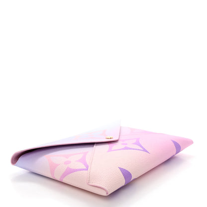 Louis Vuitton Monogram Giant Spring in the City Large Kirigami Pochette Sunrise Pastel 4 of 7