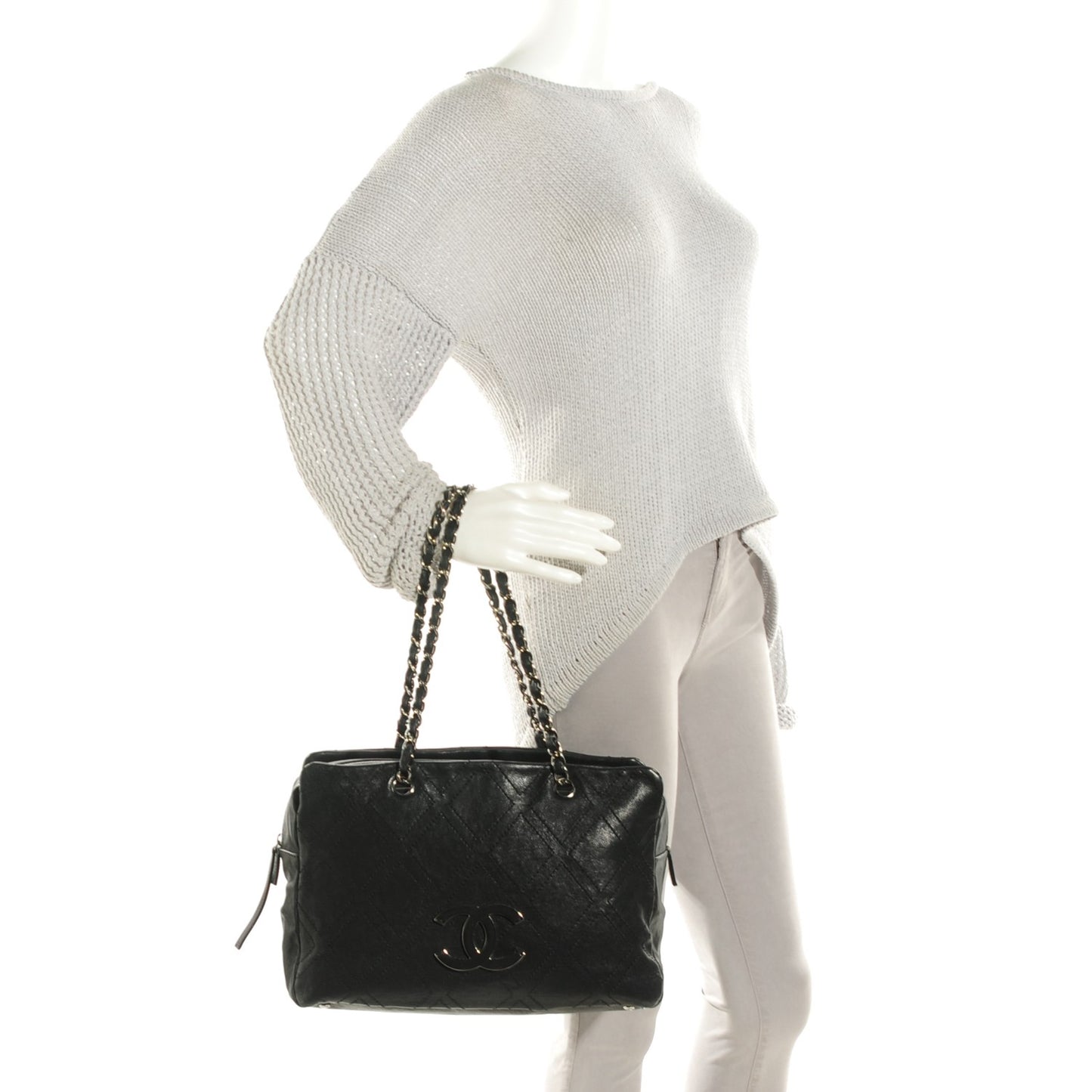 Calfskin Large Diamond Stitch Tote Black