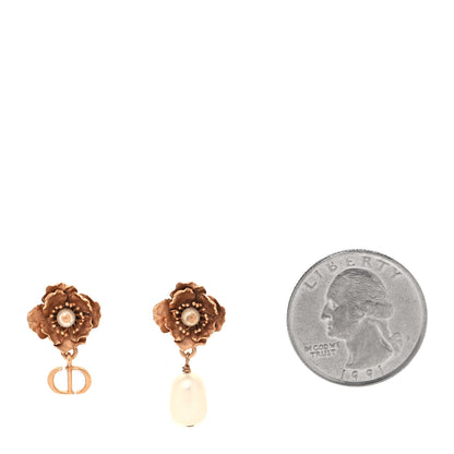 Christian Dior Pearl Mise En Dior Logo Tribal Earrings 2 of 4
