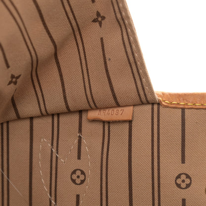 Louis Vuitton Monogram Neverfull MM 7 of 12