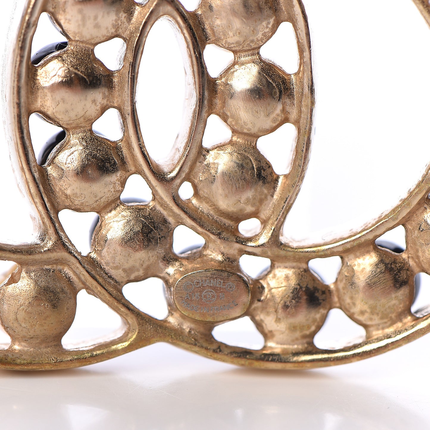 Pearl CC Brooch Gold Black