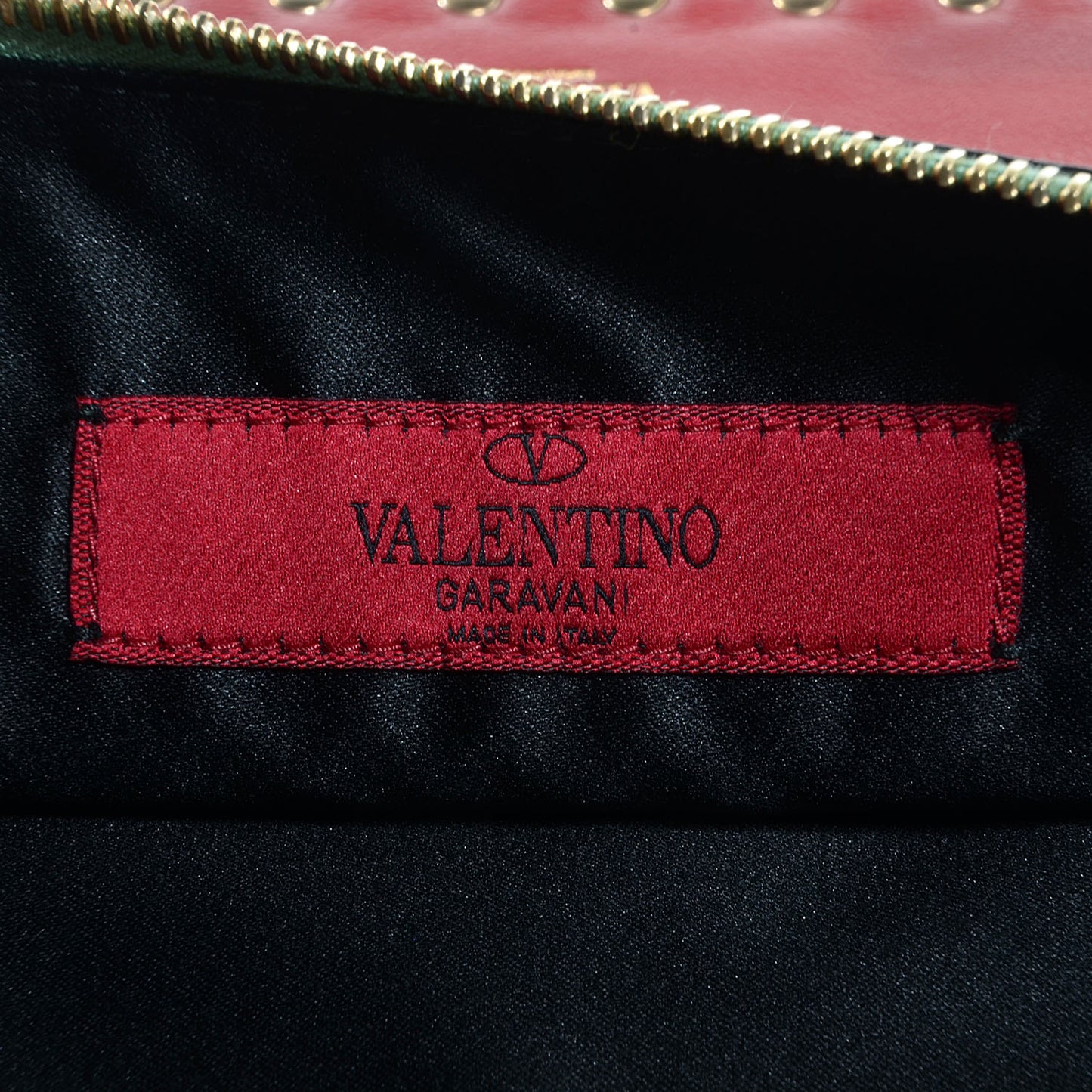 Vitello Colorblock Large Rockstud Zip Pouch Deep Rose Scarlet