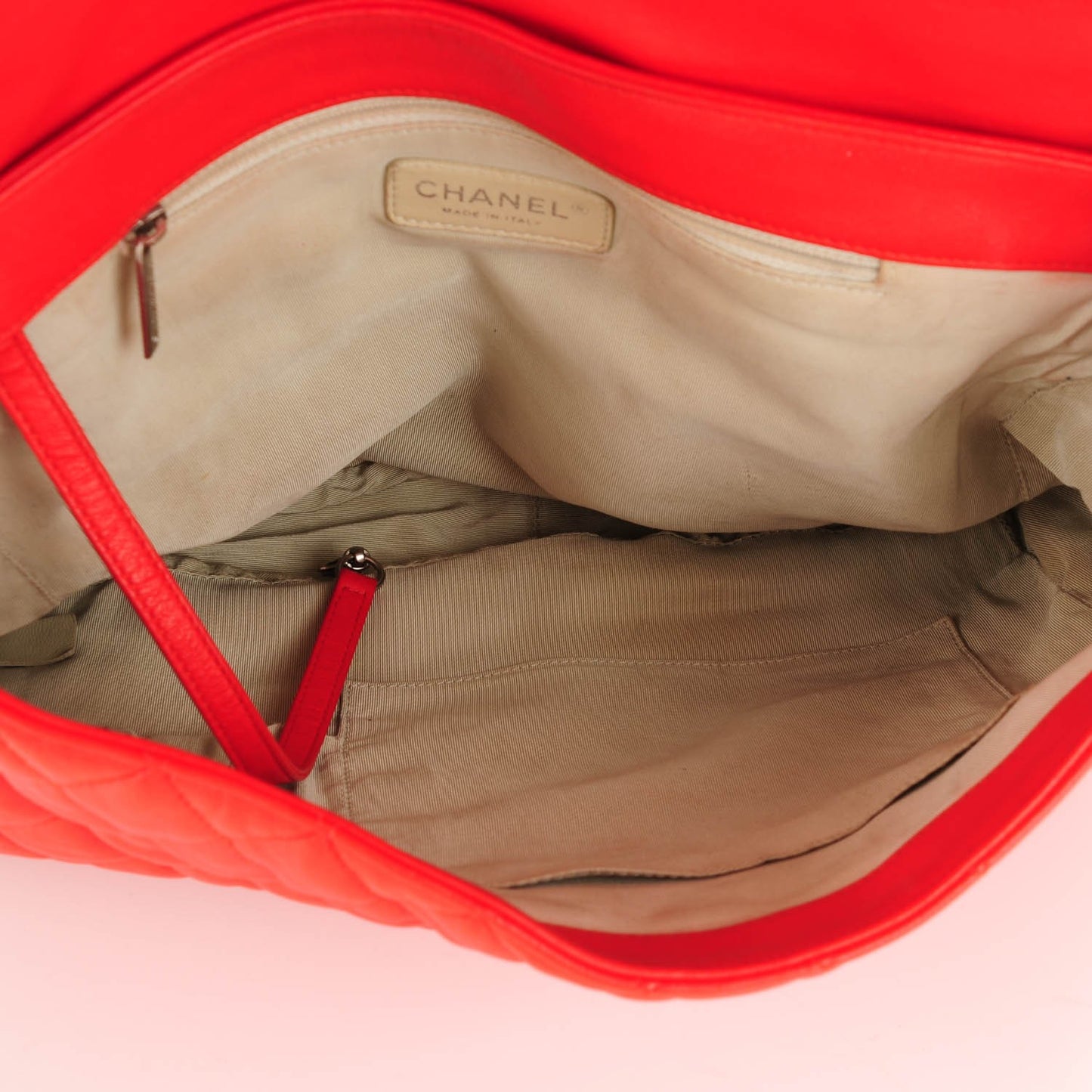 Washed Lambskin Quilted Maxi Chain Around Flap Red
